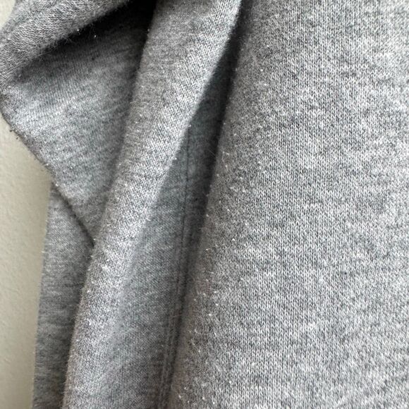 Nike Sweatshirt Small Gray Sportswear Club Fleece Pullover Crewneck BV2662-063 - Picture 3 of 10